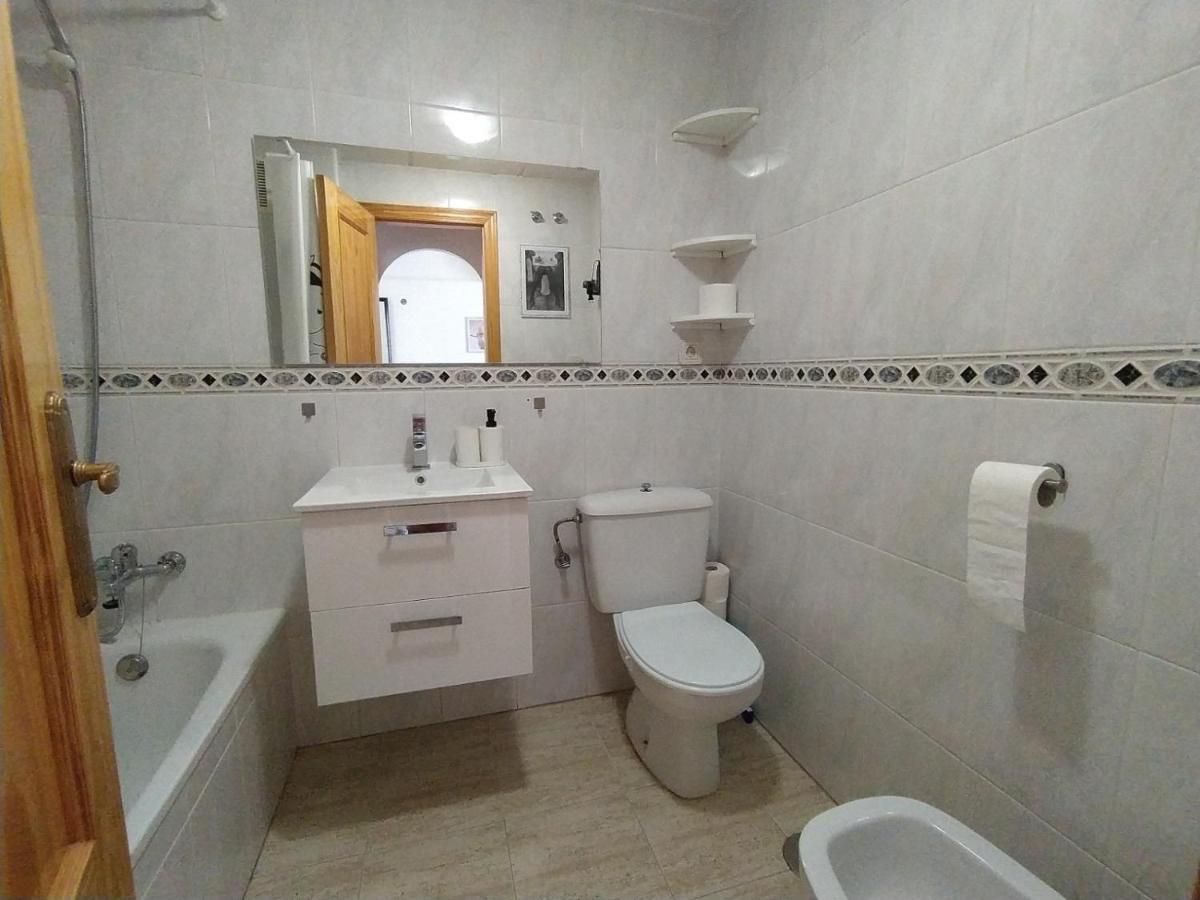 Mila Sloneczny Apartament W Torrevieja Centrum Dış mekan fotoğraf