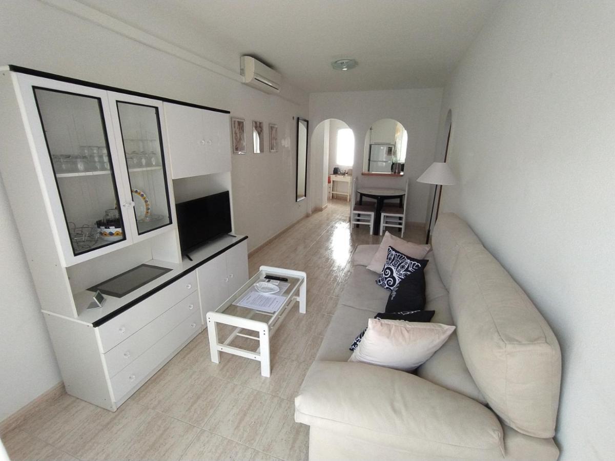Mila Sloneczny Apartament W Torrevieja Centrum Dış mekan fotoğraf