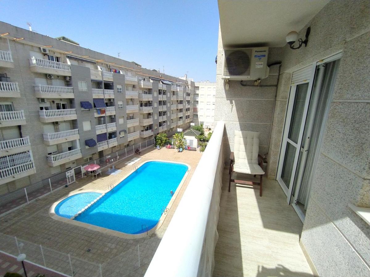 Mila Sloneczny Apartament W Torrevieja Centrum Dış mekan fotoğraf